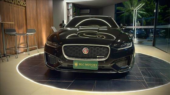 JAGUAR XE 2.0 16V INGENIUM P250 GASOLINA R-DYNAMIC S 4P AUTOMÁTICO